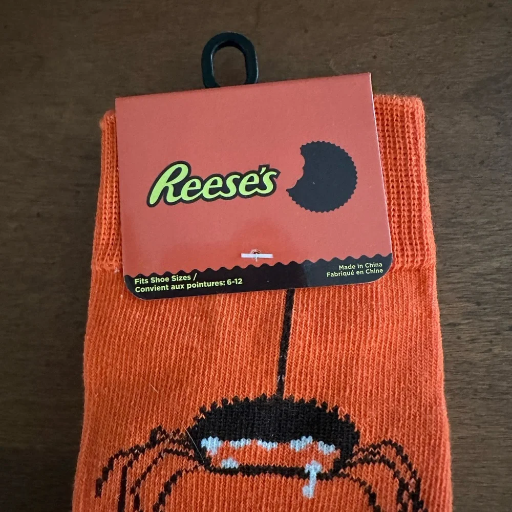 🌵3/$15 Reese’s spider scarey Halloween socks (see description)
